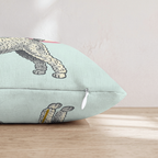 HH883372 HH883372_pillow_edge_zipper.png