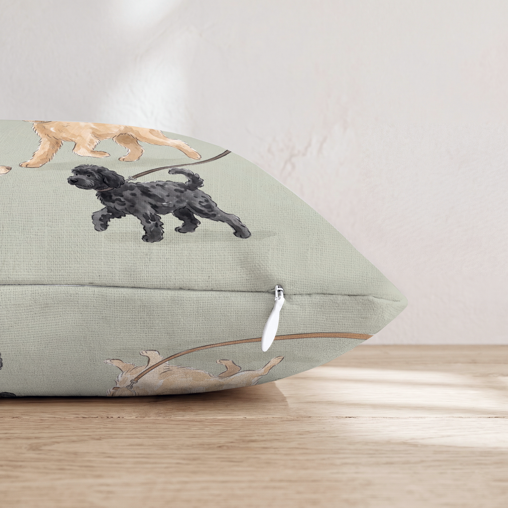 HH892323 HH892323_pillow_edge_zipper.png