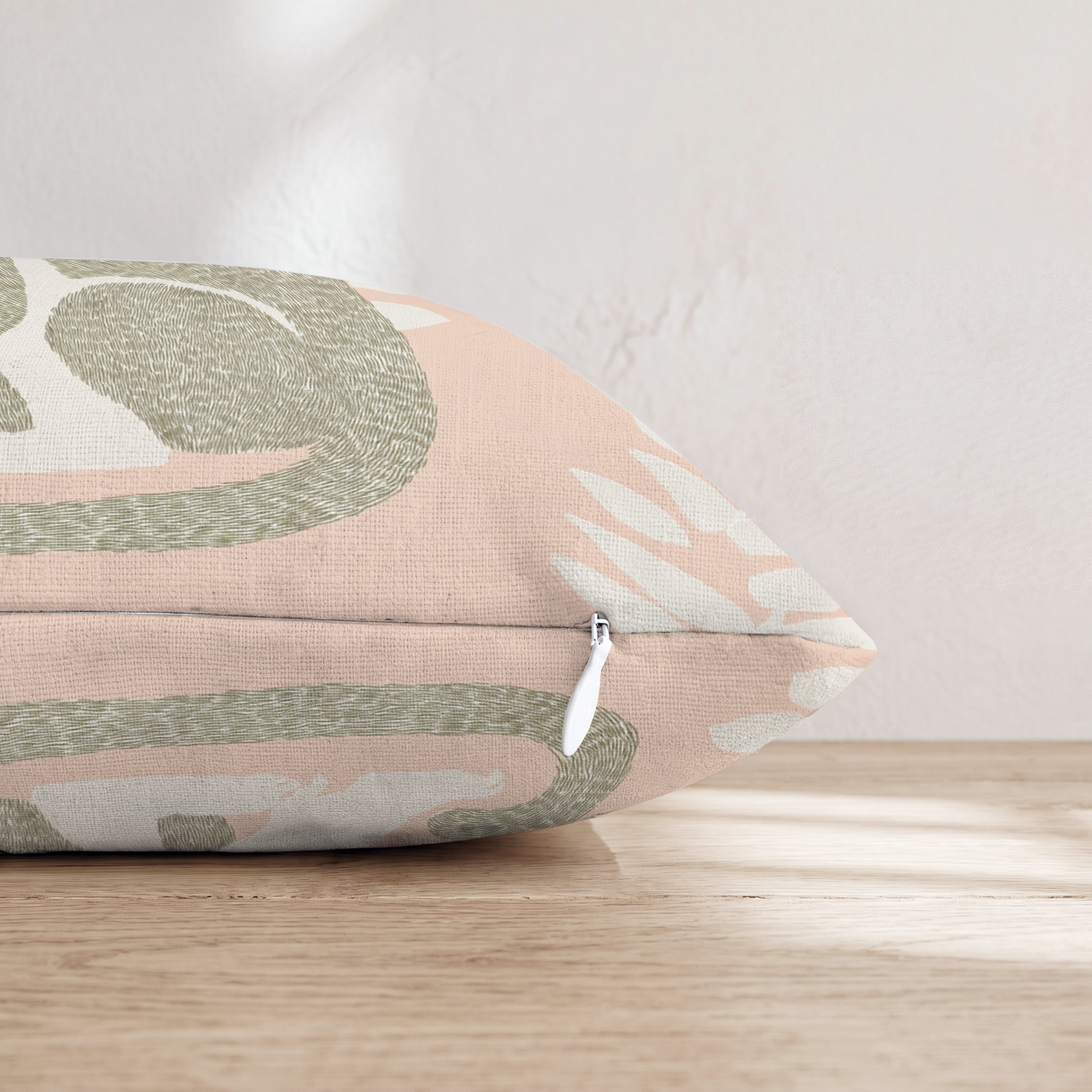 HH916365 HH916365_pillow_edge_zipper.png