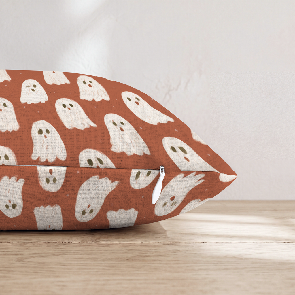 HH918773 HH918773_pillow_edge_zipper.png
