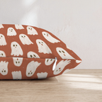 HH918773 HH918773_pillow_edge_zipper.png