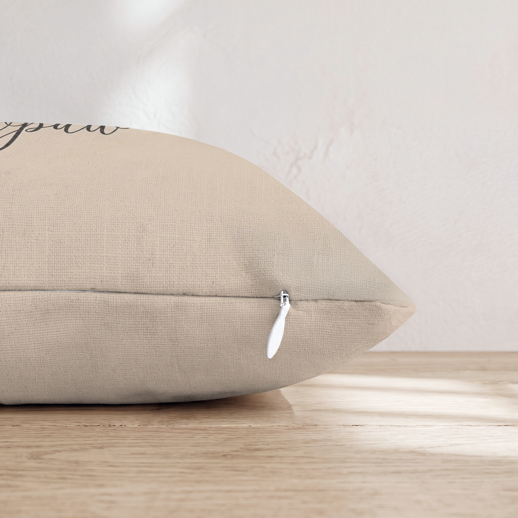 HH919724 HH919724_pillow_edge_zipper.png