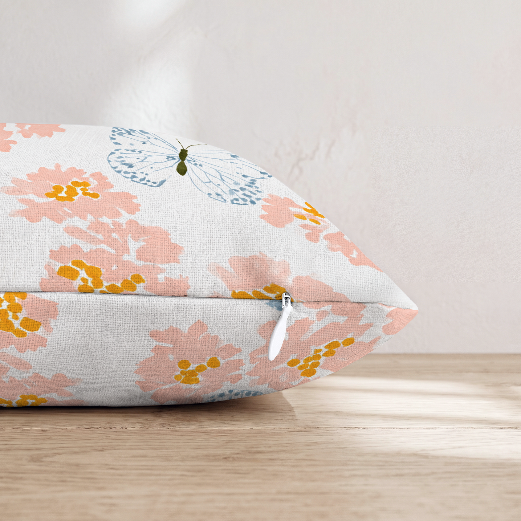 HH928509 HH928509_pillow_edge_zipper.png