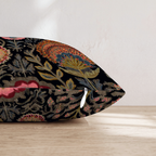 HH929283 HH929283_pillow_edge_zipper.png