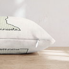 HH944731 HH944731_pillow_edge_zipper.png