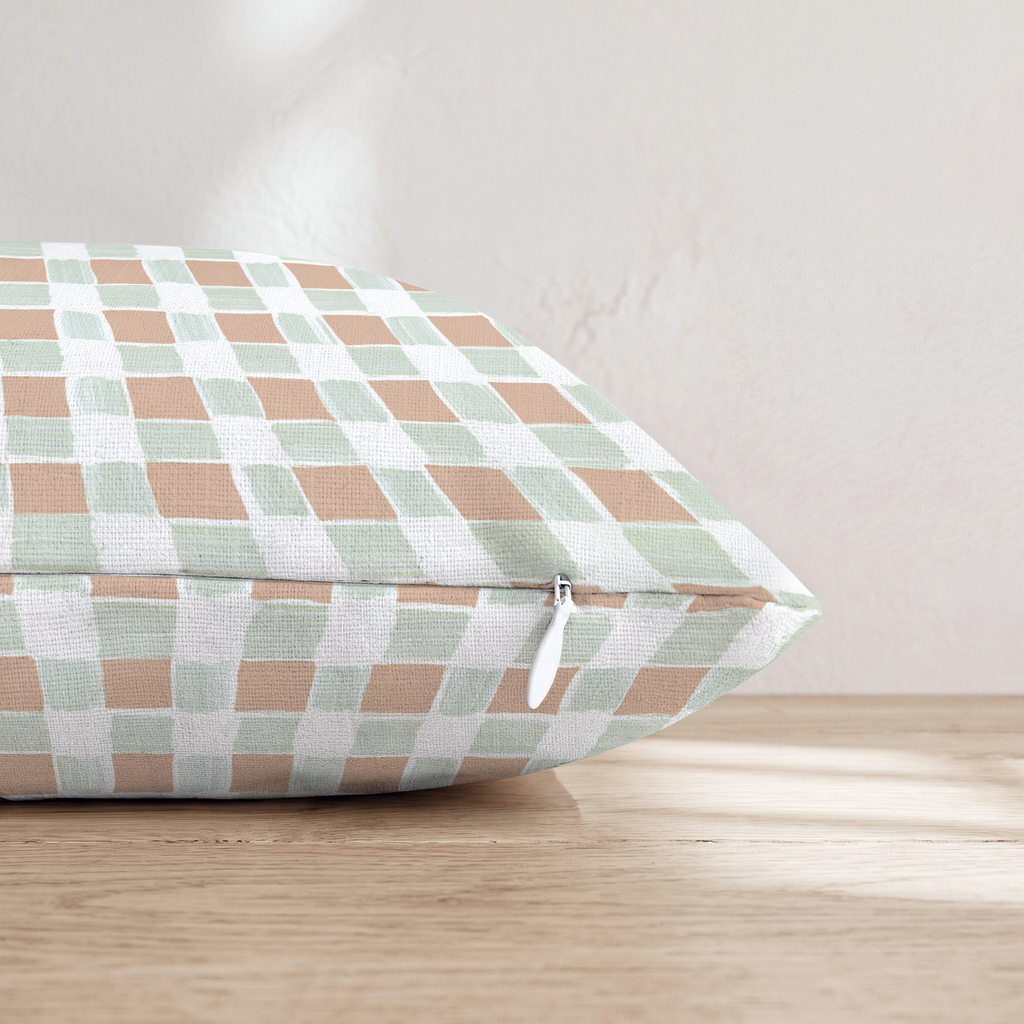 HH973270 HH973270_pillow_edge_zipper.png