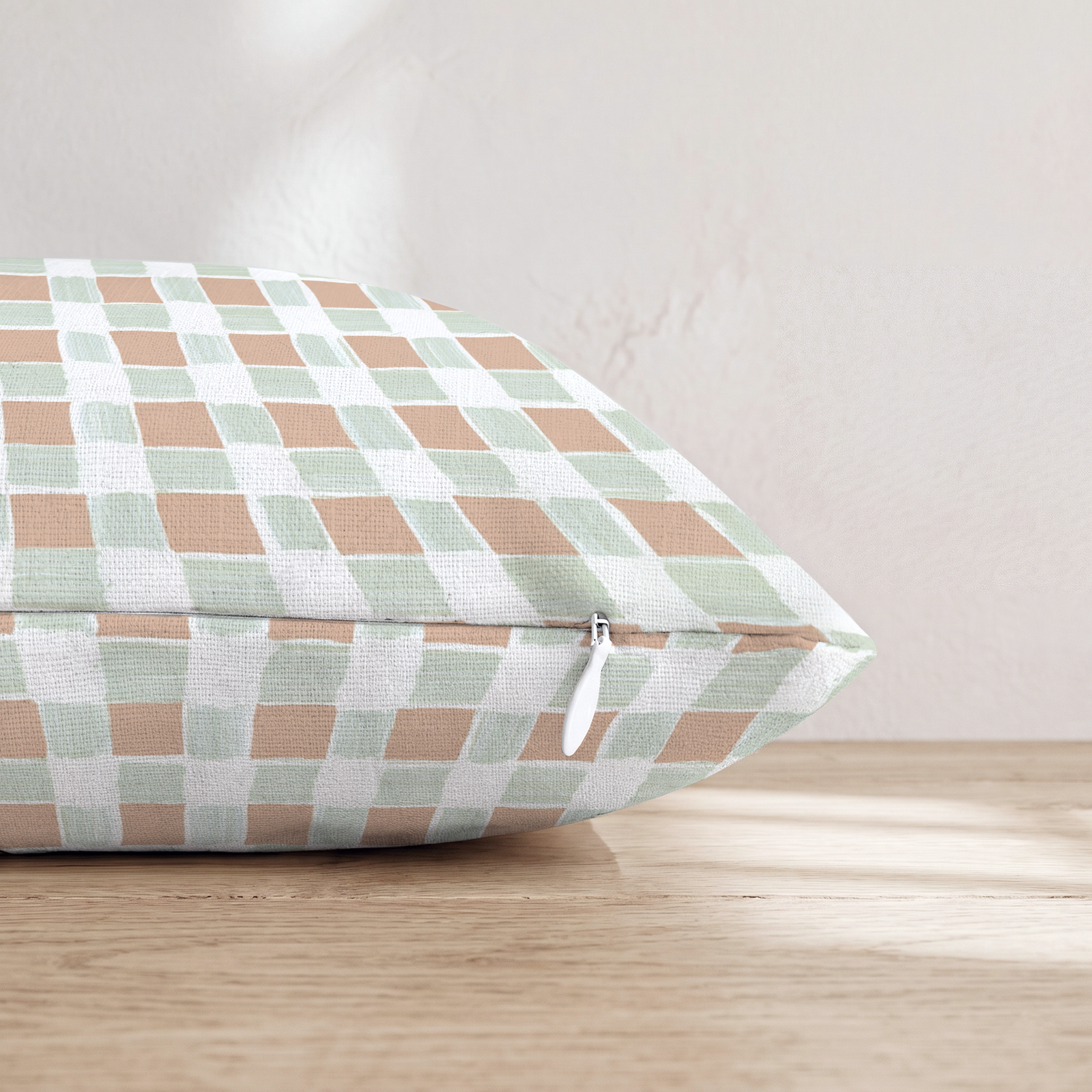 HH973270 HH973270_pillow_edge_zipper.png
