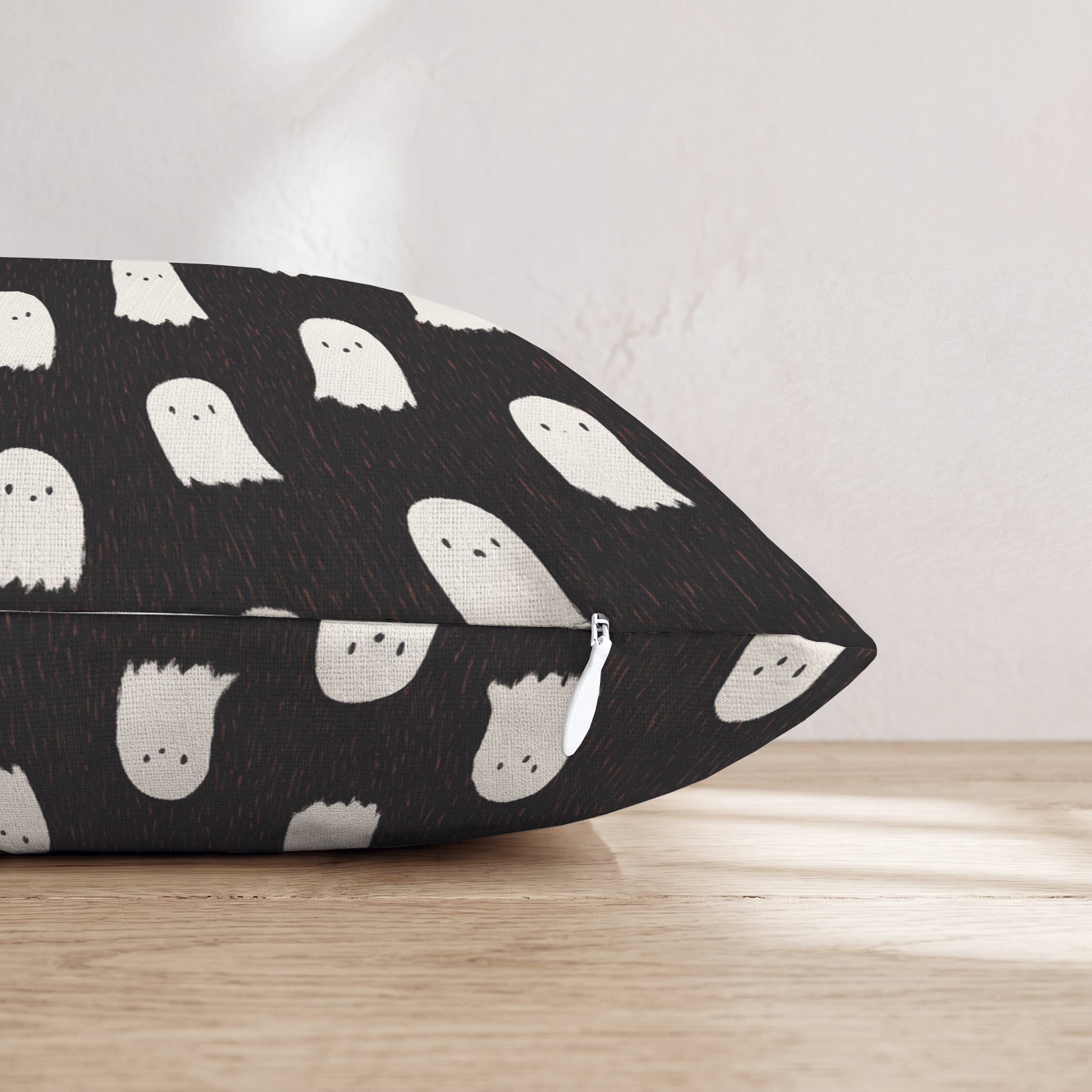 HH977435 HH977435_pillow_edge_zipper.png