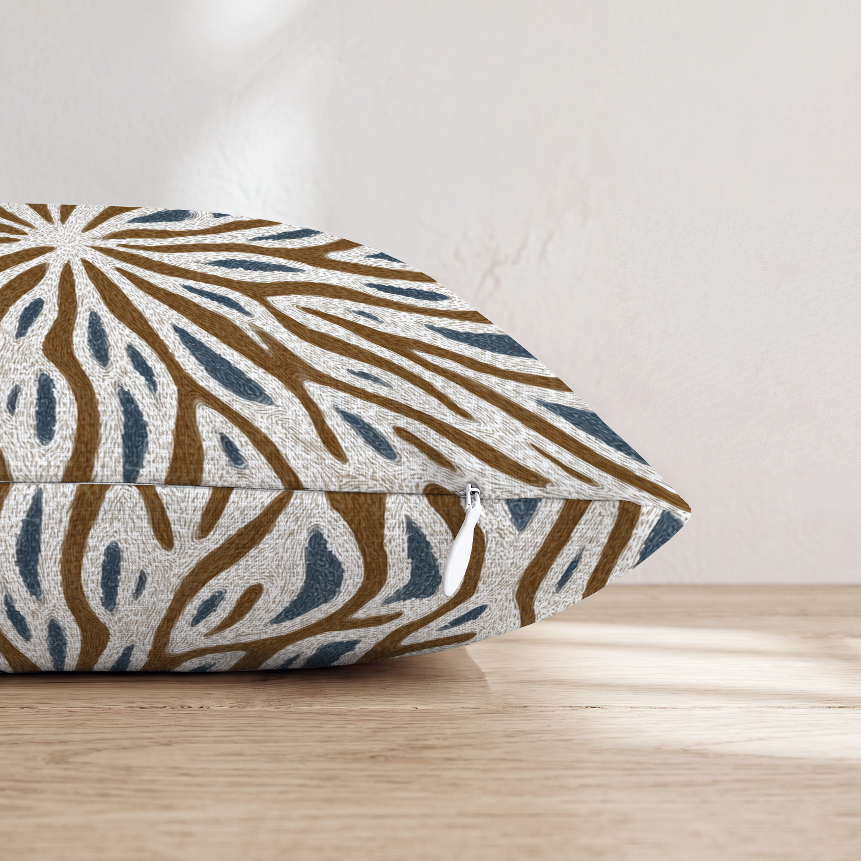LR051823 LR051823_pillow_edge_zipper.png