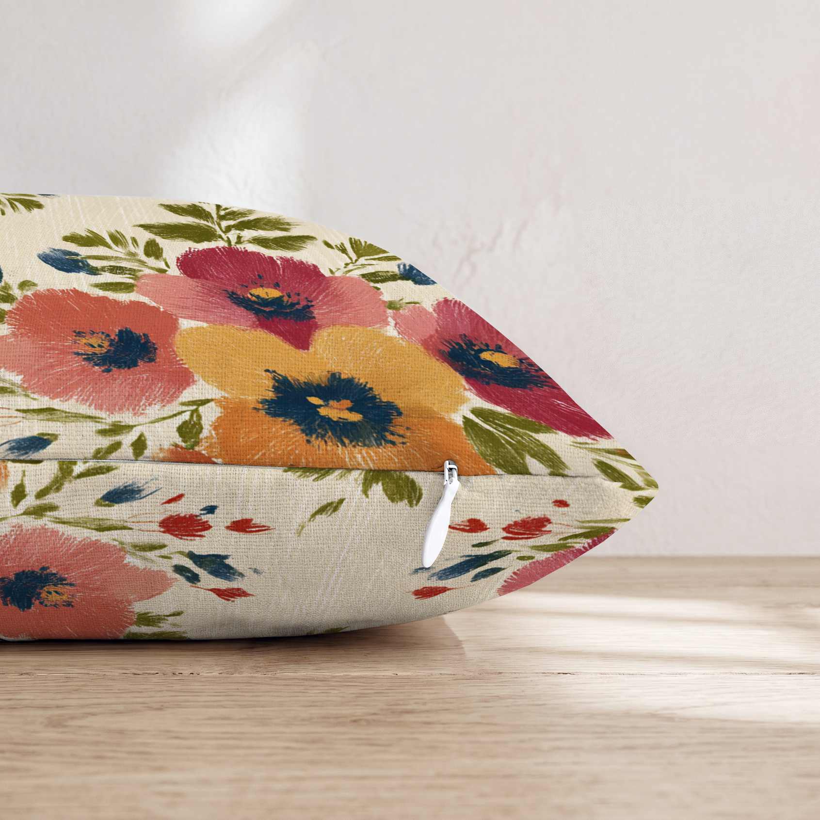 LR054876 LR054876_pillow_edge_zipper.png
