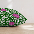 LR099510 LR099510_pillow_edge_zipper.png
