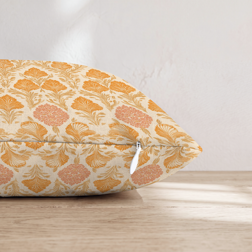 LR144601 LR144601_pillow_edge_zipper.png