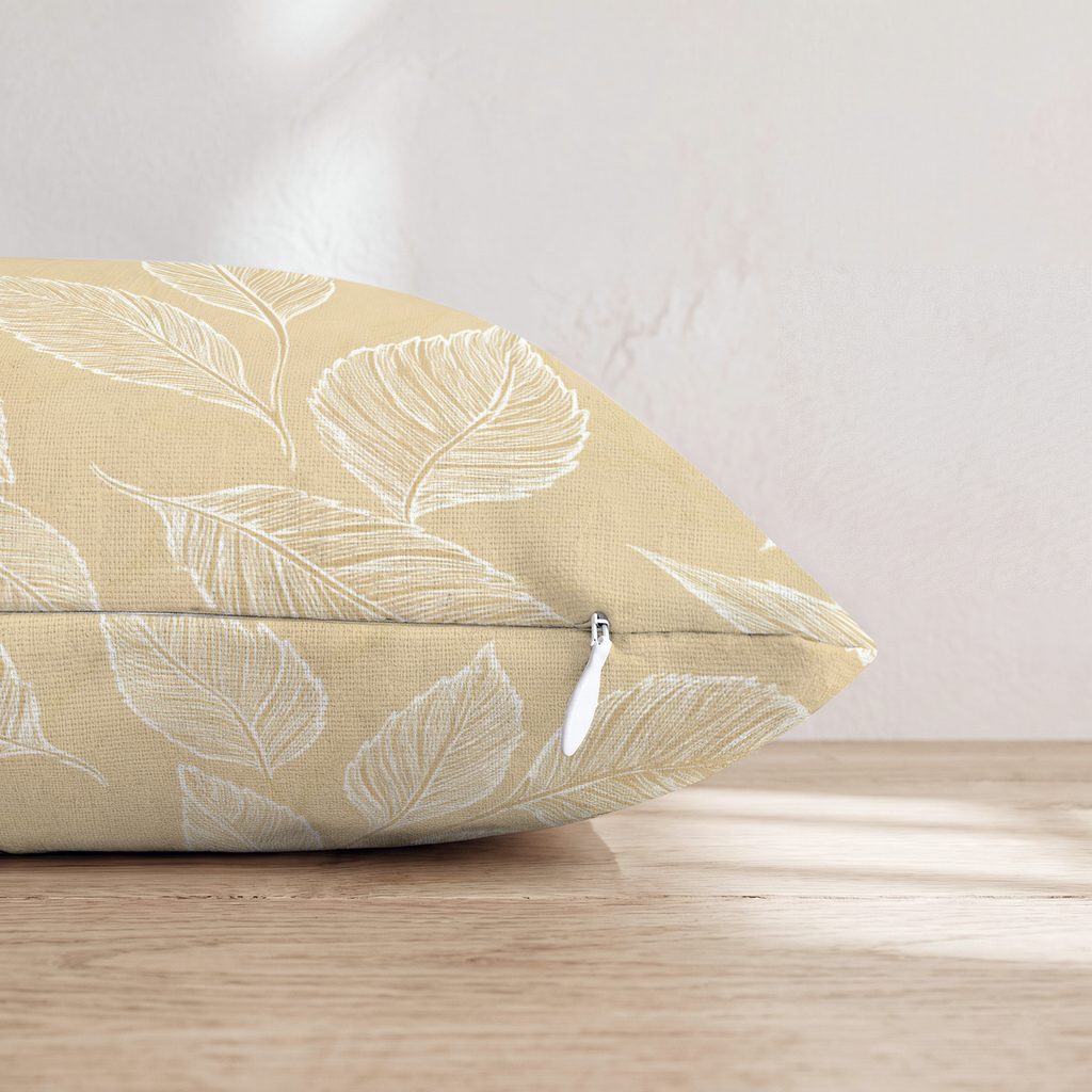 LR147795 LR147795_pillow_edge_zipper.png