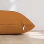 LR223119 LR223119_pillow_edge_zipper.png