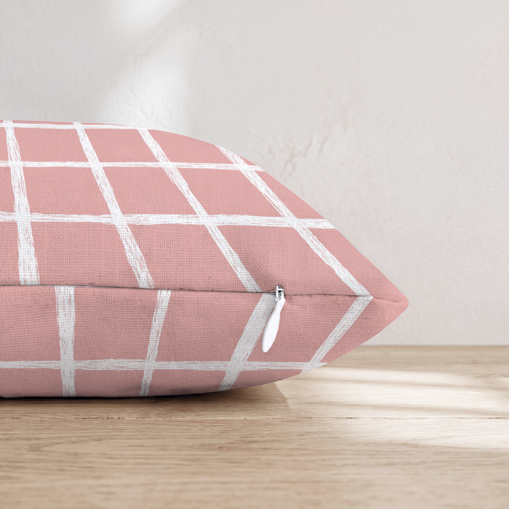 LR317211 LR317211_pillow_edge_zipper.png