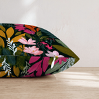 LR321877 LR321877_pillow_edge_zipper.png