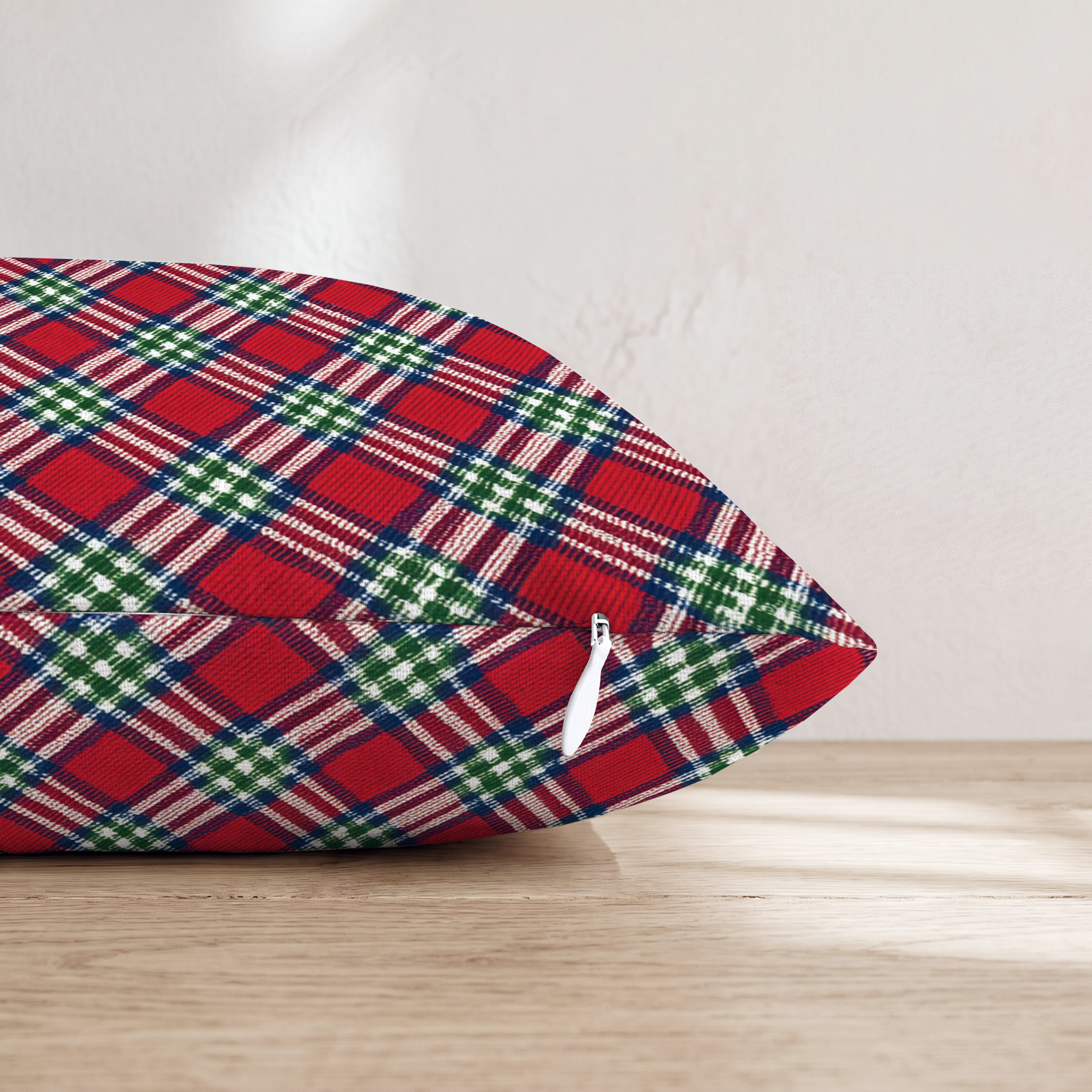 LR516326 LR516326_pillow_edge_zipper.png