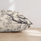 LR579754 LR579754_pillow_edge_zipper.png
