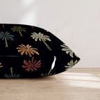 LR593672 LR593672_pillow_edge_zipper.png