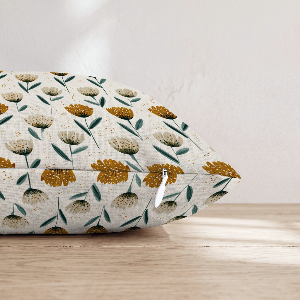 LR681505 LR681505_pillow_edge_zipper.png