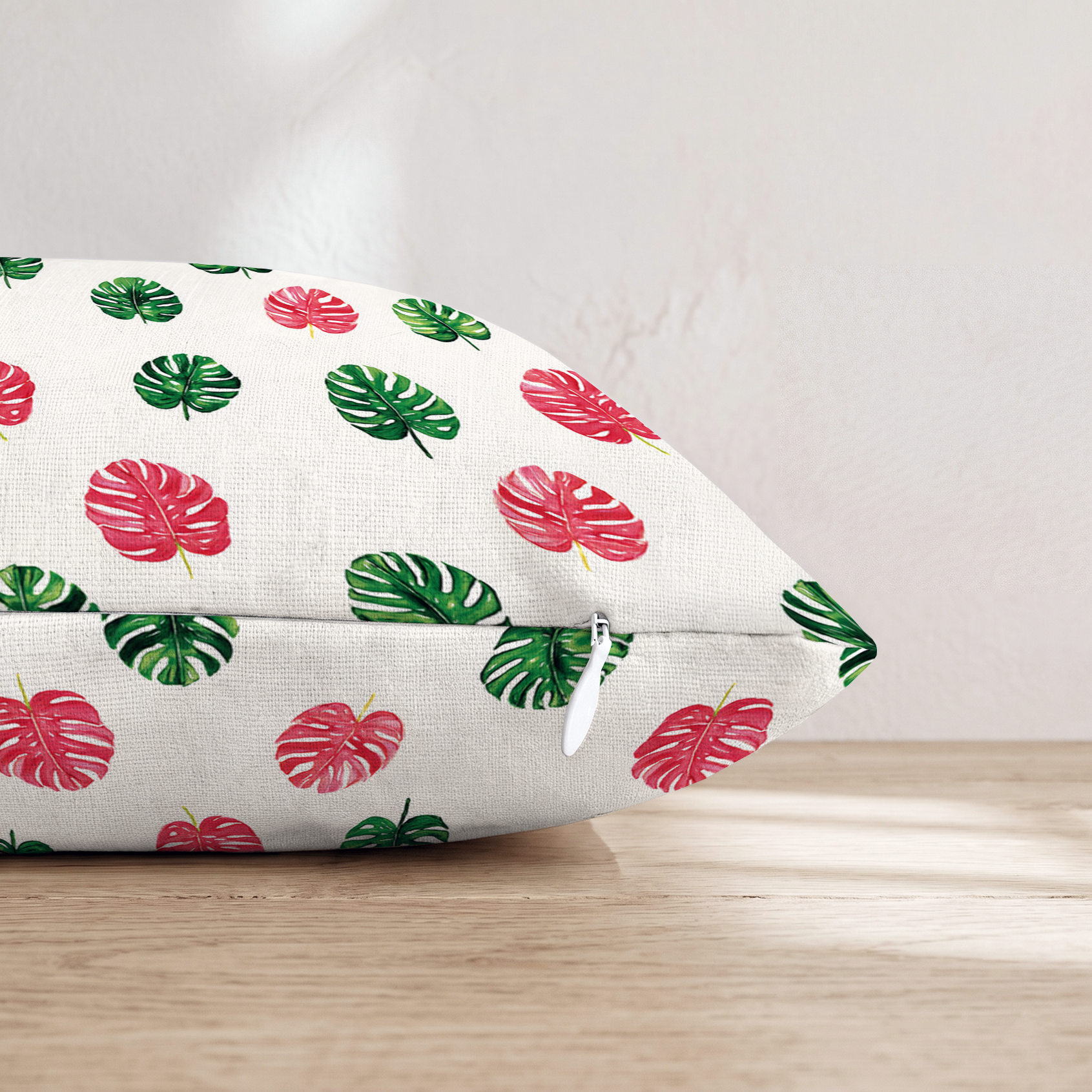 LR821538 LR821538_pillow_edge_zipper.png