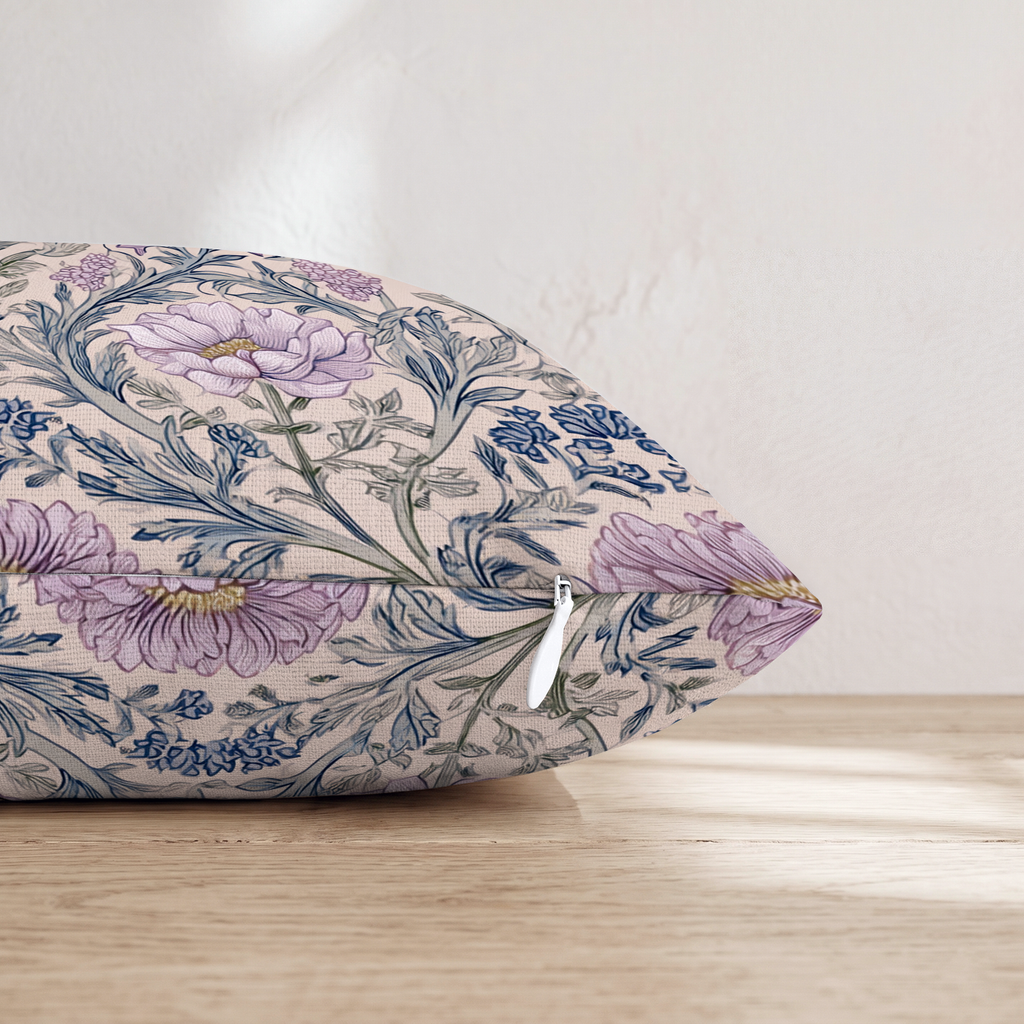 LR946440 LR946440_pillow_edge_zipper.png