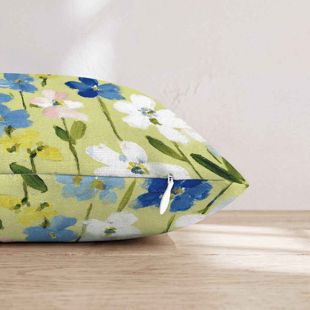 Daisy Daisy Throw Pillow - Hillcroft Home