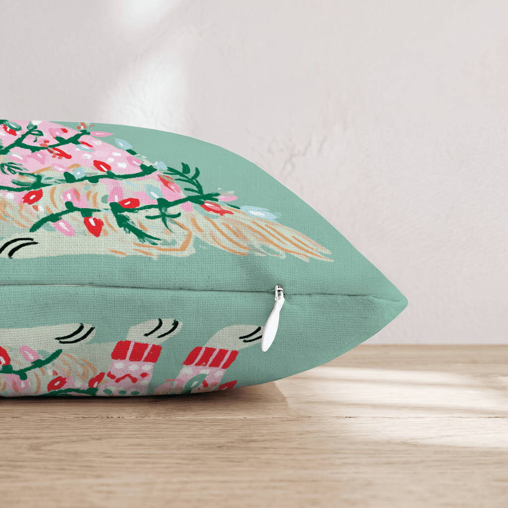 Light Wrapped Retriever Throw Pillow - Hillcroft Home
