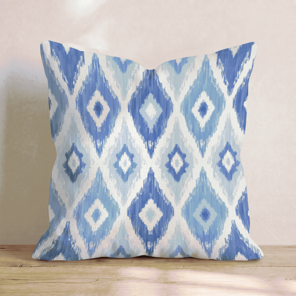 Selvari Throw Pillow - Hillcroft Home