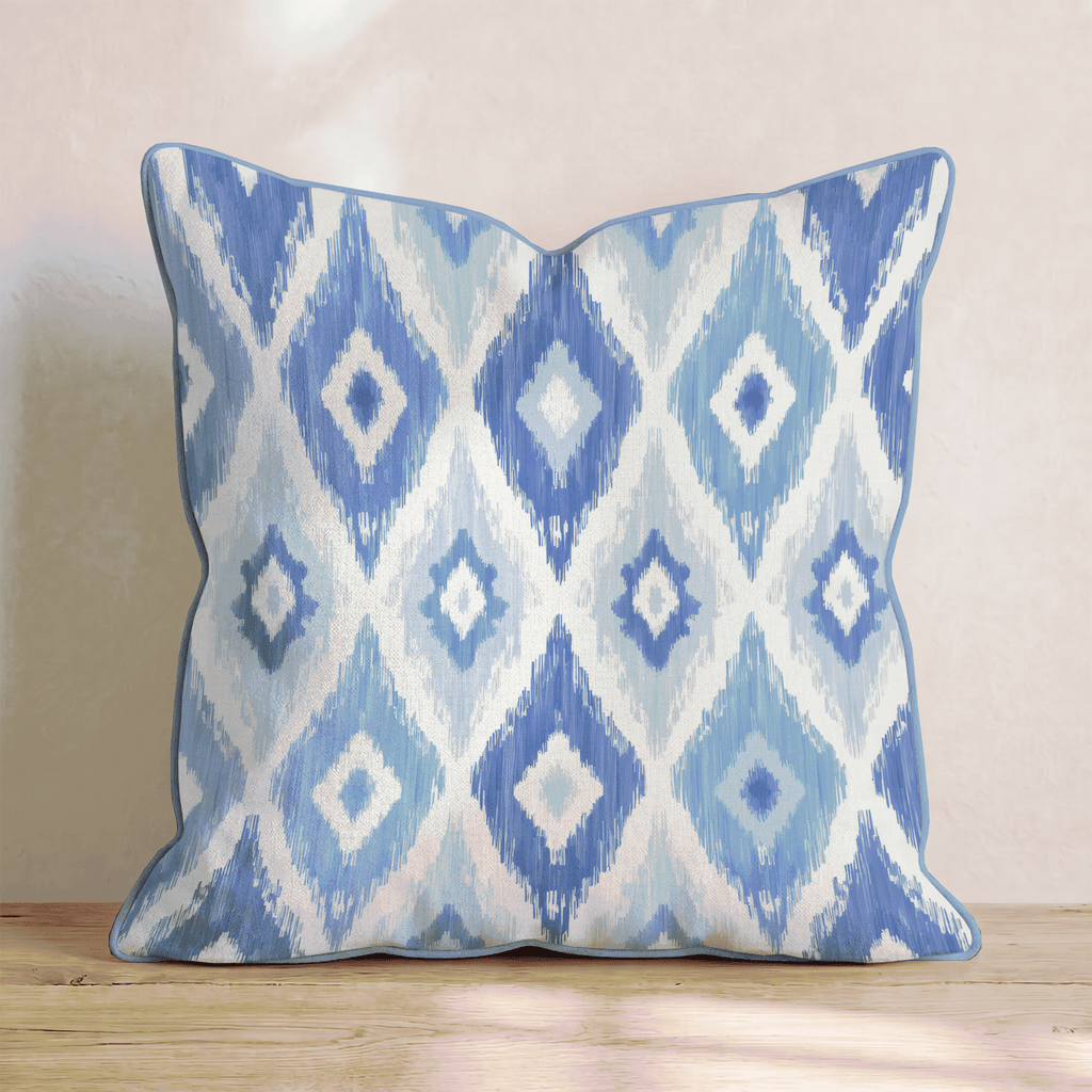 Selvari Throw Pillow - Hillcroft Home