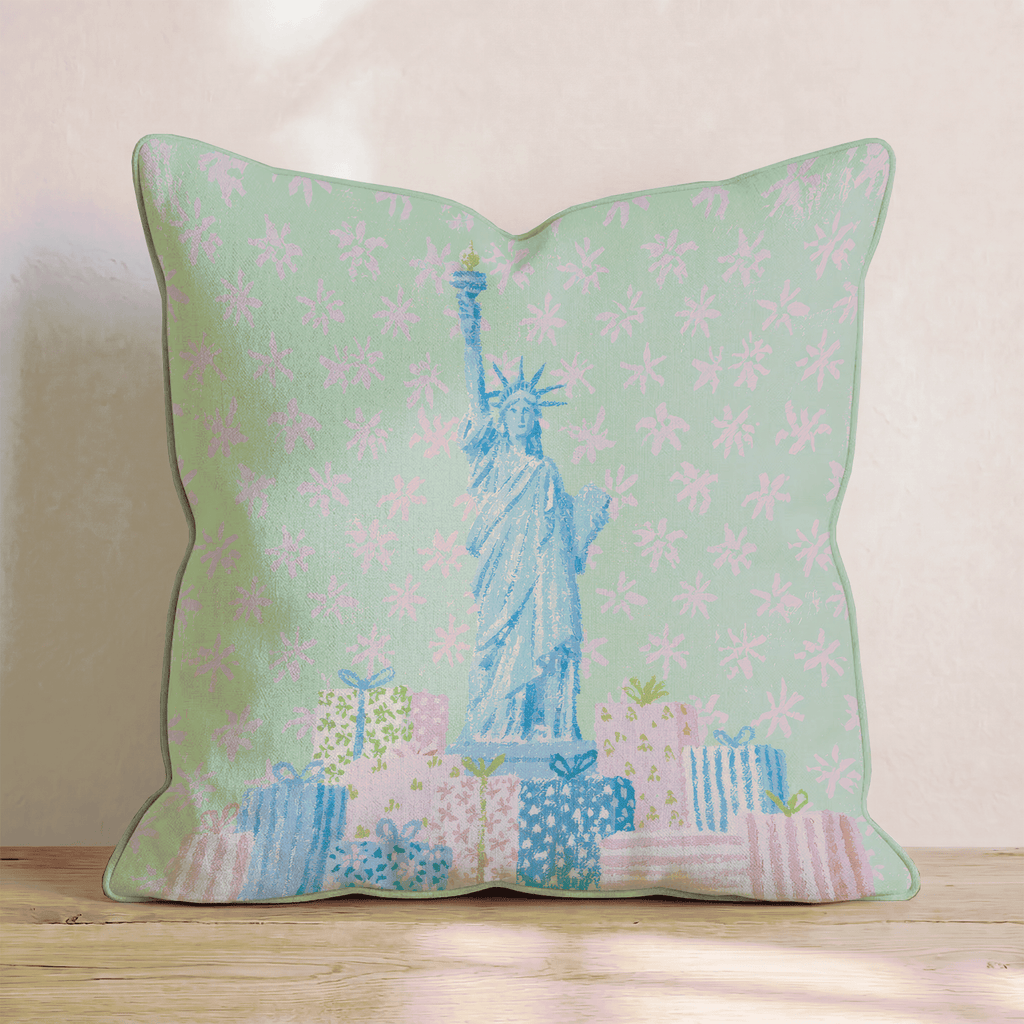 Statue Of Liberty Gifts Throw Pillow - Hillcroft Home