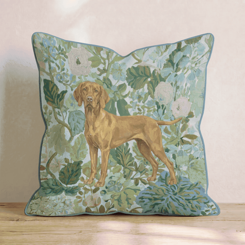 Vizsla Power Throw Pillow - Hillcroft Home